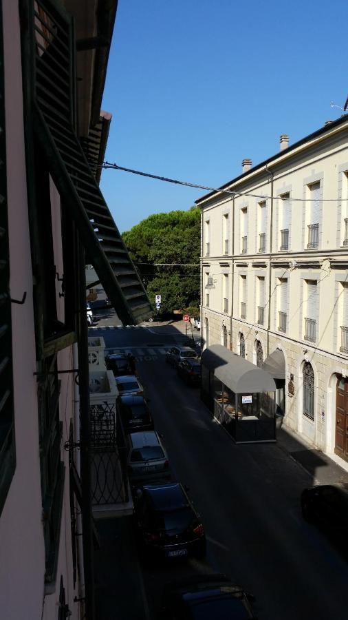Casa Di Titta Vicino Al Mare Villa Viareggio Eksteriør bilde