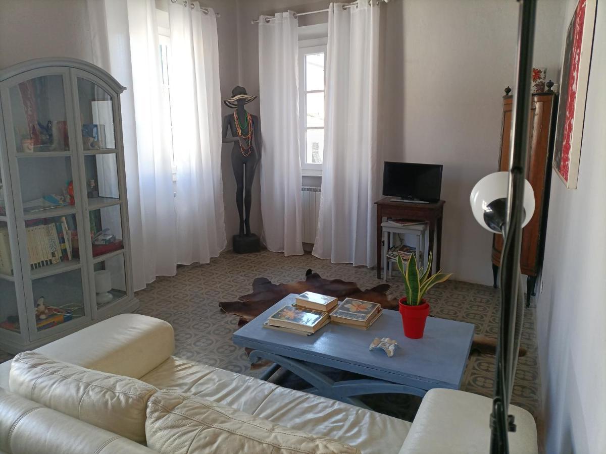 Casa Di Titta Vicino Al Mare Villa Viareggio Eksteriør bilde
